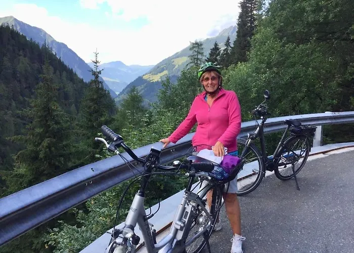 With 1 Bedroom * クリムル